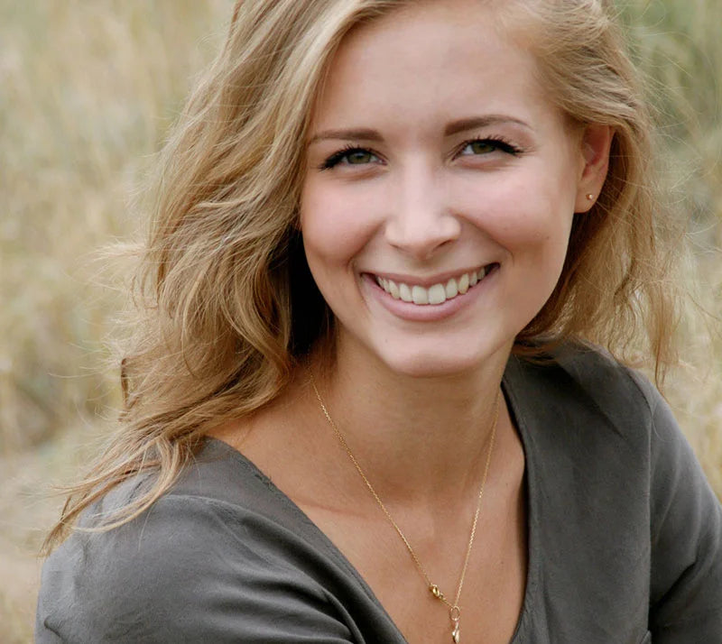 DINA GALE